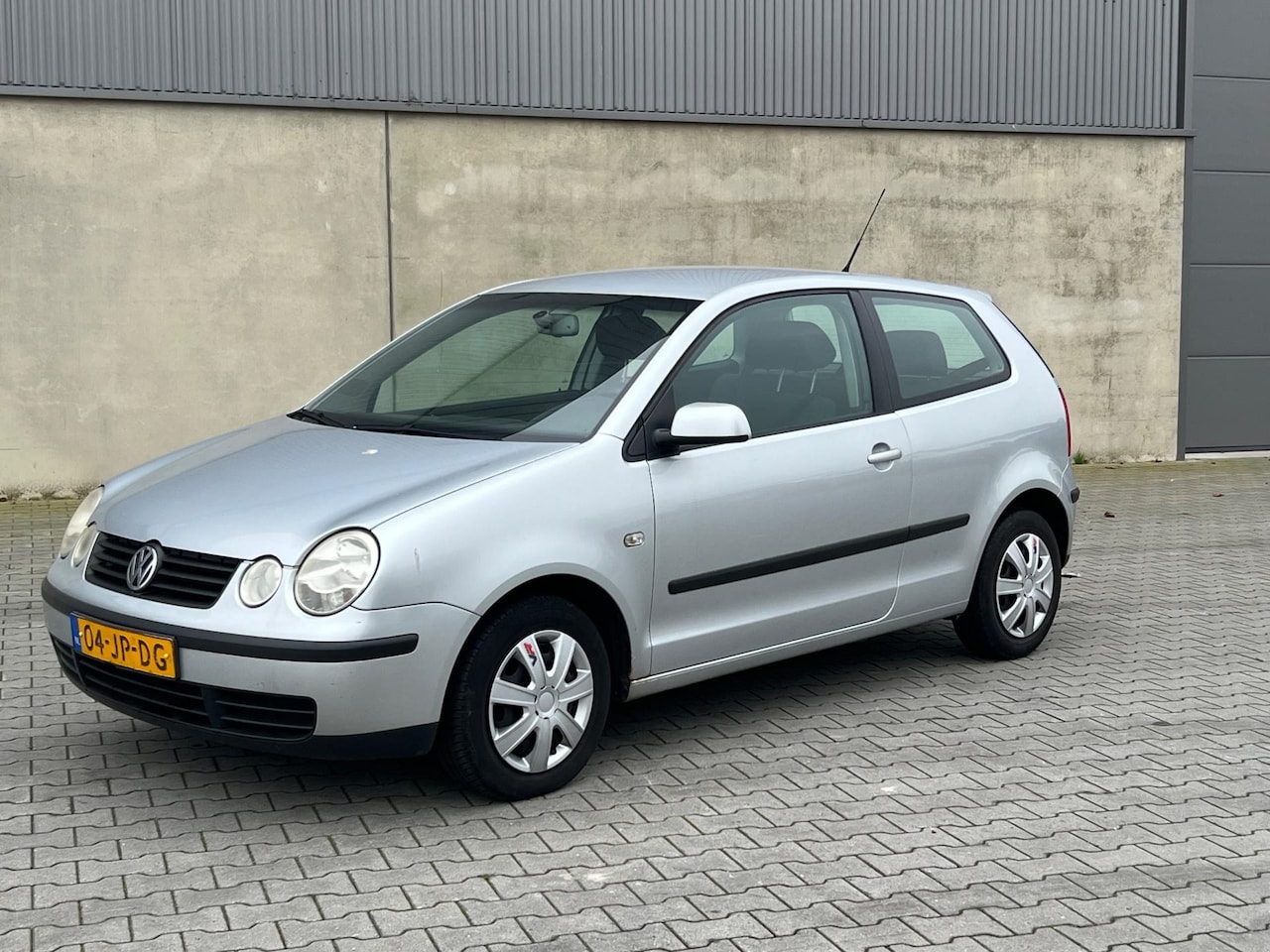 Volkswagen Polo - 1.4-16V Comfortline APK 30-09-2025+CRUISE CONTROL+RADIO CD AUX+ELEKTRISCHE PAKKET - AutoWereld.nl