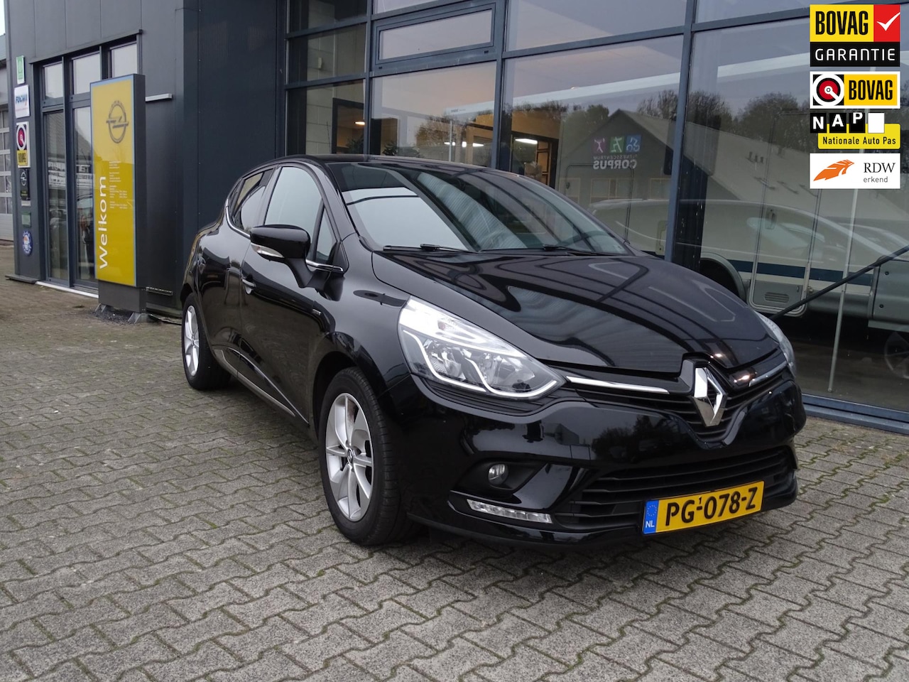 Renault Clio - 0.9 TCe Limited Navi - AutoWereld.nl