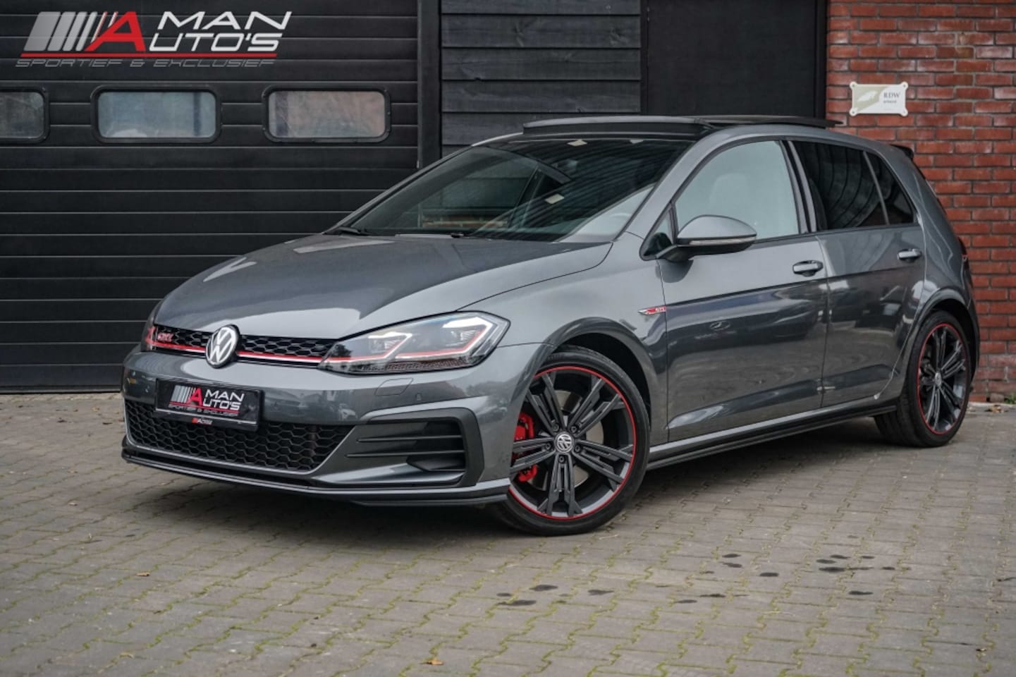 Volkswagen Golf - 2.0 TSI GTI Performance 245PK DSG-7 Panorama/Leder/Indium-grey - AutoWereld.nl