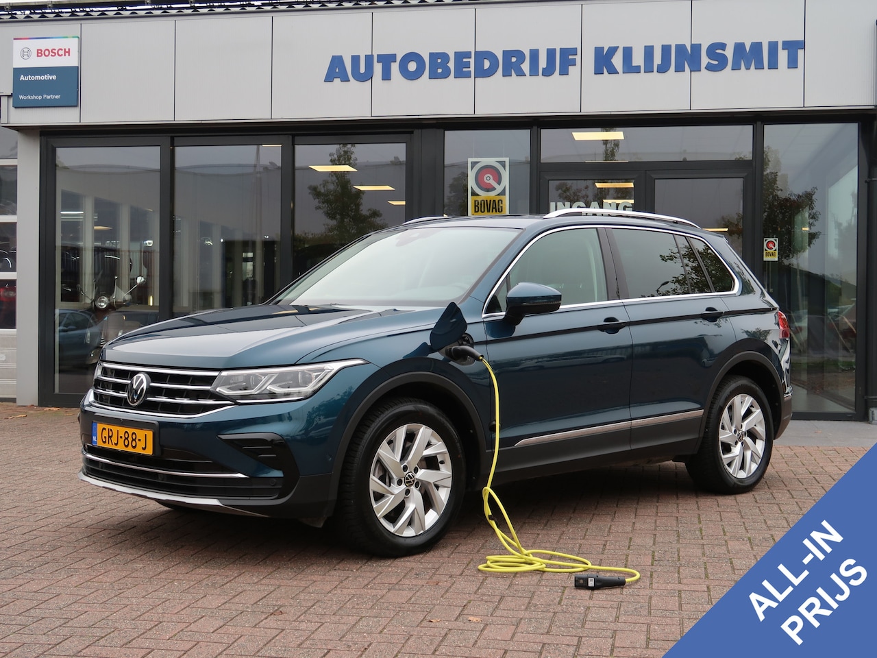 Volkswagen Tiguan - 1.4 TSI eHybrid Elegance | Panorama | Leder | Memory | 360 Camera - AutoWereld.nl