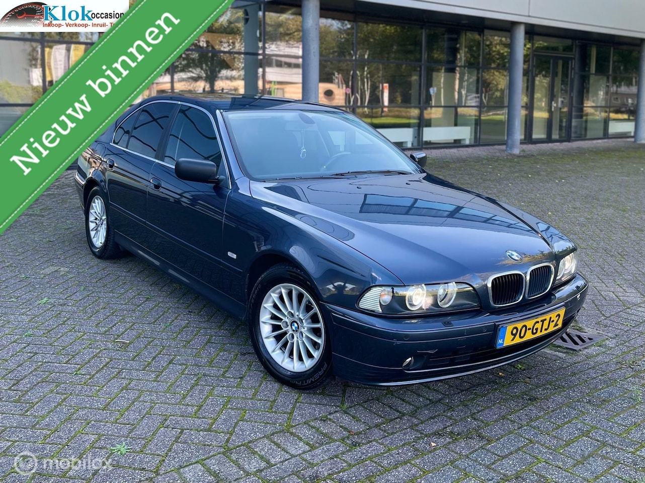 BMW 5-serie - 520i Automaat Trekhaak Airco Xenon Stoelverwarm - AutoWereld.nl