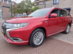 Mitsubishi Outlander - 2.4 PHEV Intense