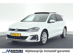 Volkswagen Golf - 1.4 TSI 204pk PHEV GTE Keyless Virtual Cockpit Stoelverwarming Led Panoramadak Navigatie