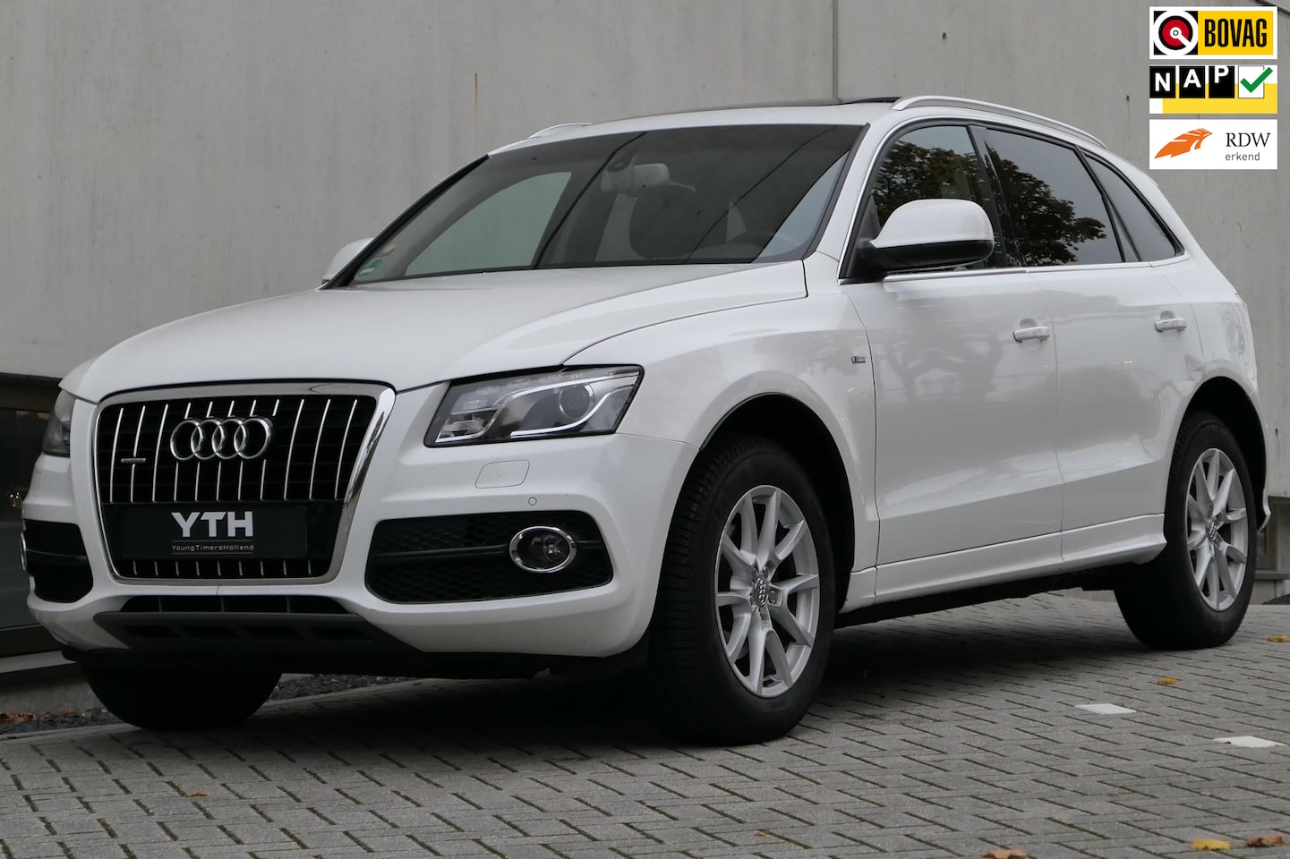 Audi Q5 - 3.2 FSI quattro S-Line Keyless Panorama Leder - AutoWereld.nl