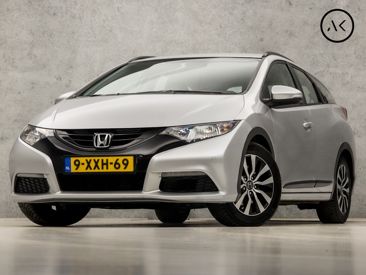 Honda Civic Tourer - 1.6D Comfort (NAVIGATIE, BLUETOOTH, CRUISE, CLIMATE, ELEK PAKKET, ARMSTEUN, SPORTSTOELEN, - AutoWereld.nl