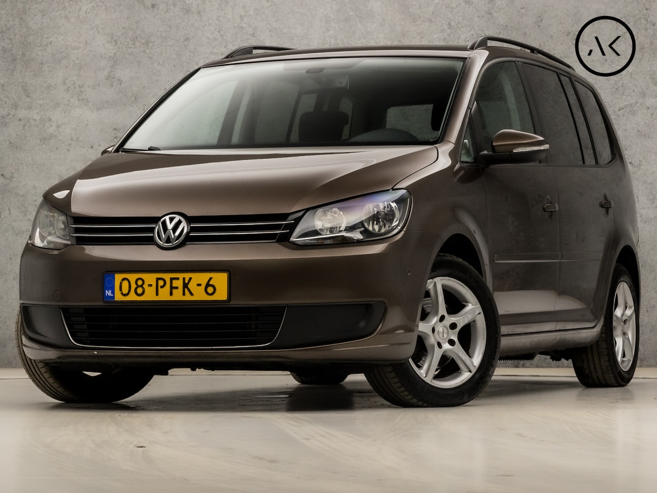 Volkswagen Touran - 1.4 TSI Comfortline 141Pk Automaat (PANORAMADAK, NAVIGATIE, NAP, BLUETOOTH, CRUISE, CLIMAT - AutoWereld.nl