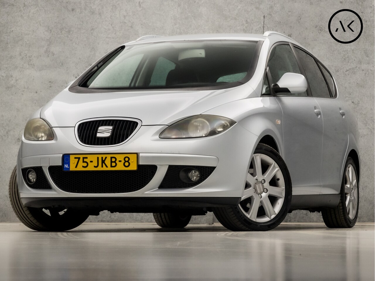 Seat Altea XL - 1.6 Hattrick (CRUISE, CLIMATE, ELEK PAKKET, GETINT GLAS, ARMSTEUN, SPORTSTOELEN, LM VELGEN - AutoWereld.nl