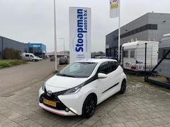 Toyota Aygo - 1.0 VVT-i X-Sport Airco Navi Bluetooth 97.160km NL-auto