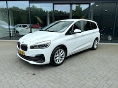 BMW 2-serie Gran Tourer - 220i 192pk Exe, LED, Navi, Clima, Cruise, Stoelverw, Trekhk afn, Camera