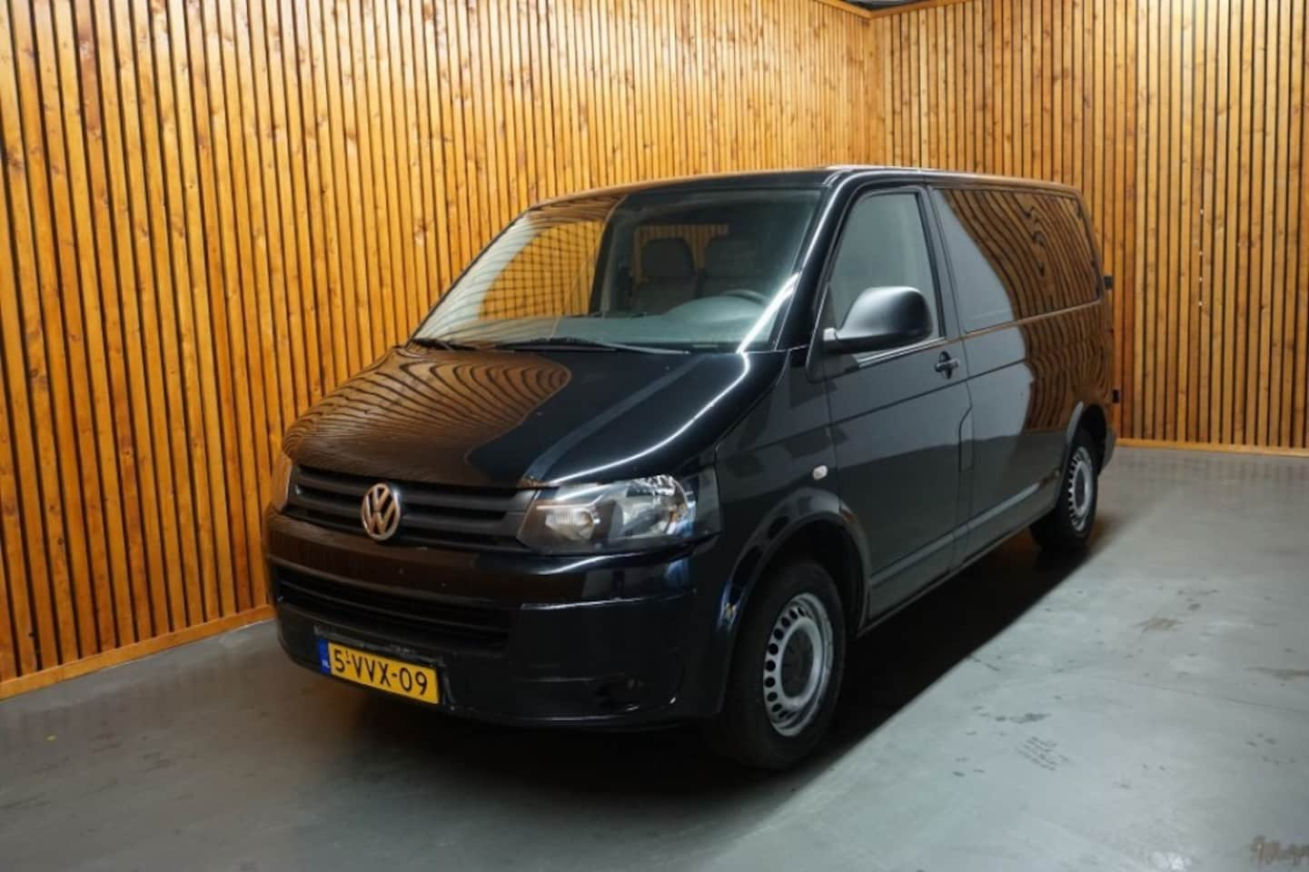 Volkswagen Transporter - 2.0 TDI DUBBEL CABINE - TREKHAAK - AutoWereld.nl