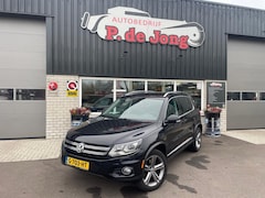 Volkswagen Tiguan - 2.0 Tsi 4Motion Highline AUTOMAAT Clima Cruise Pano Leder Navi