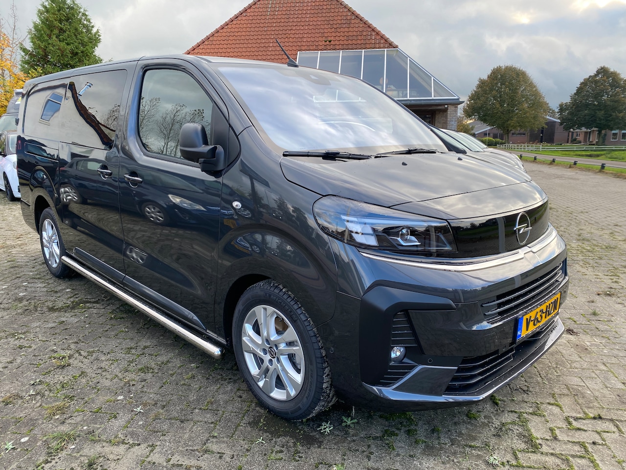 Opel Vivaro - 2.0 Diesel 145 S&S L3 - AutoWereld.nl