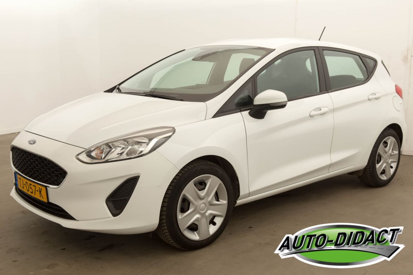 Ford Fiesta - 1.1 Navi Trend - AutoWereld.nl