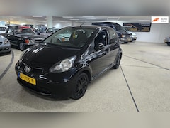 Toyota Aygo - 1.0-12V airco. 5deurs