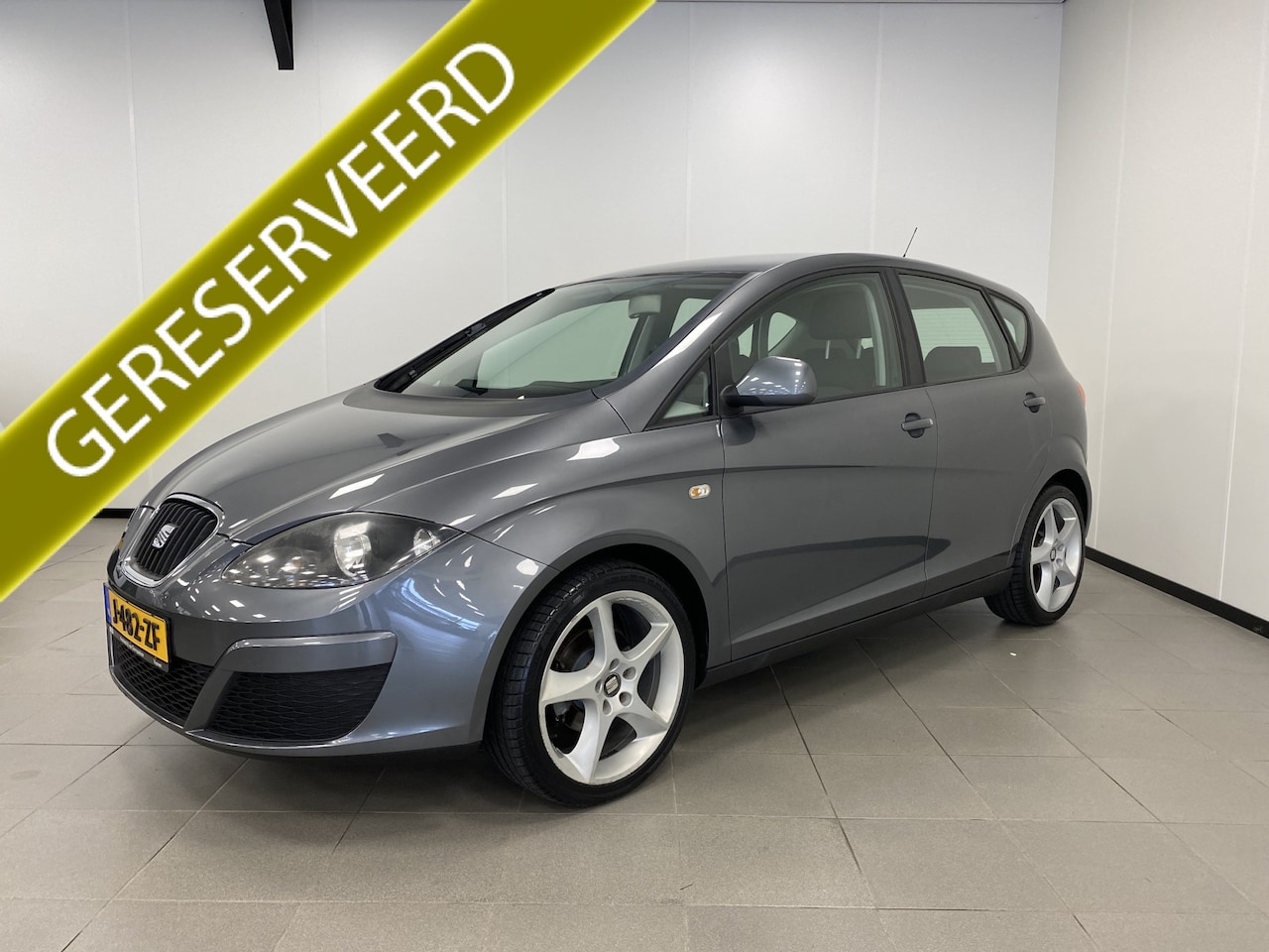 Seat Altea - 1.4 Comfort / airco / hoge instap / 18''velgen / nwe.banden - AutoWereld.nl