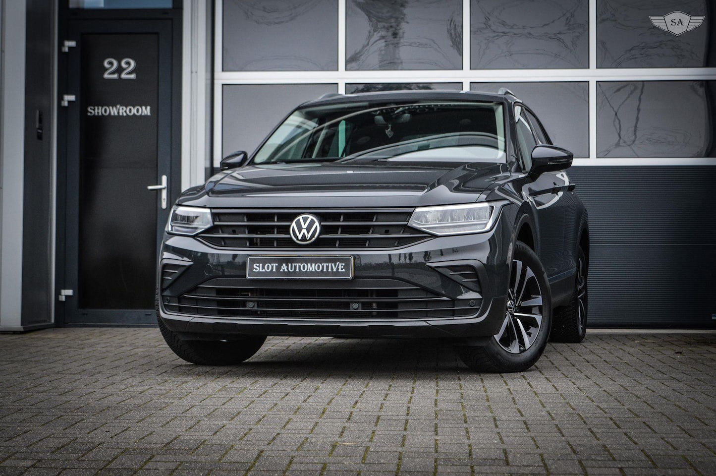 Volkswagen Tiguan - 1.5 TSI |CAMERA|ACC| CARPLAY| LED| *TOPSTAAT* - AutoWereld.nl