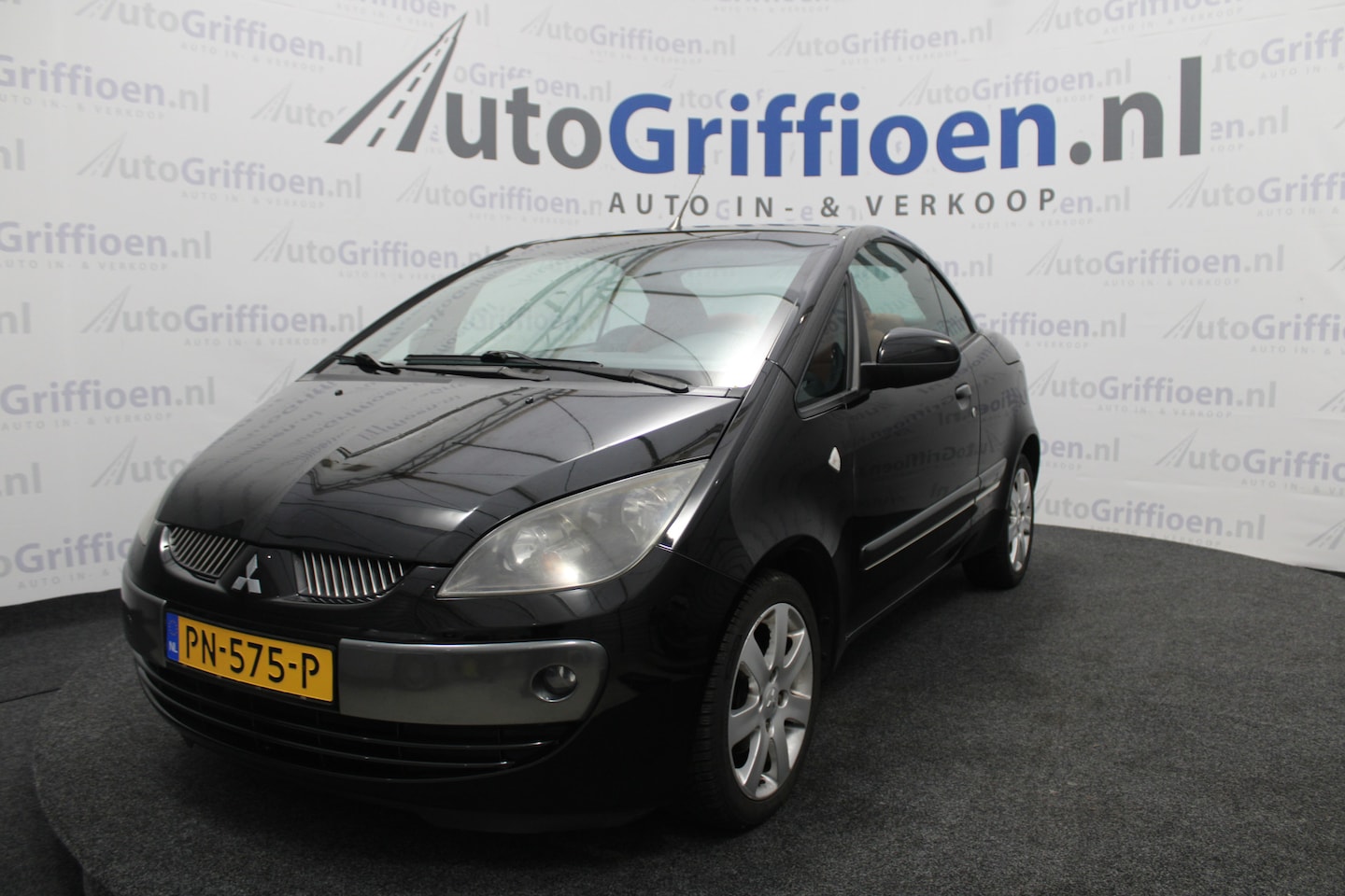 Mitsubishi Colt CZC - 1.5 nette cabrio met airco - AutoWereld.nl