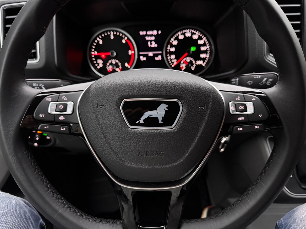 MAN TGE - 35 2.0 Standaard Hoog 140PK AUTOMAAT COMMANDER LION ECC/ACC/LED/STANDKACHEL/NAV/2 SCHUIFDEURENVOLL