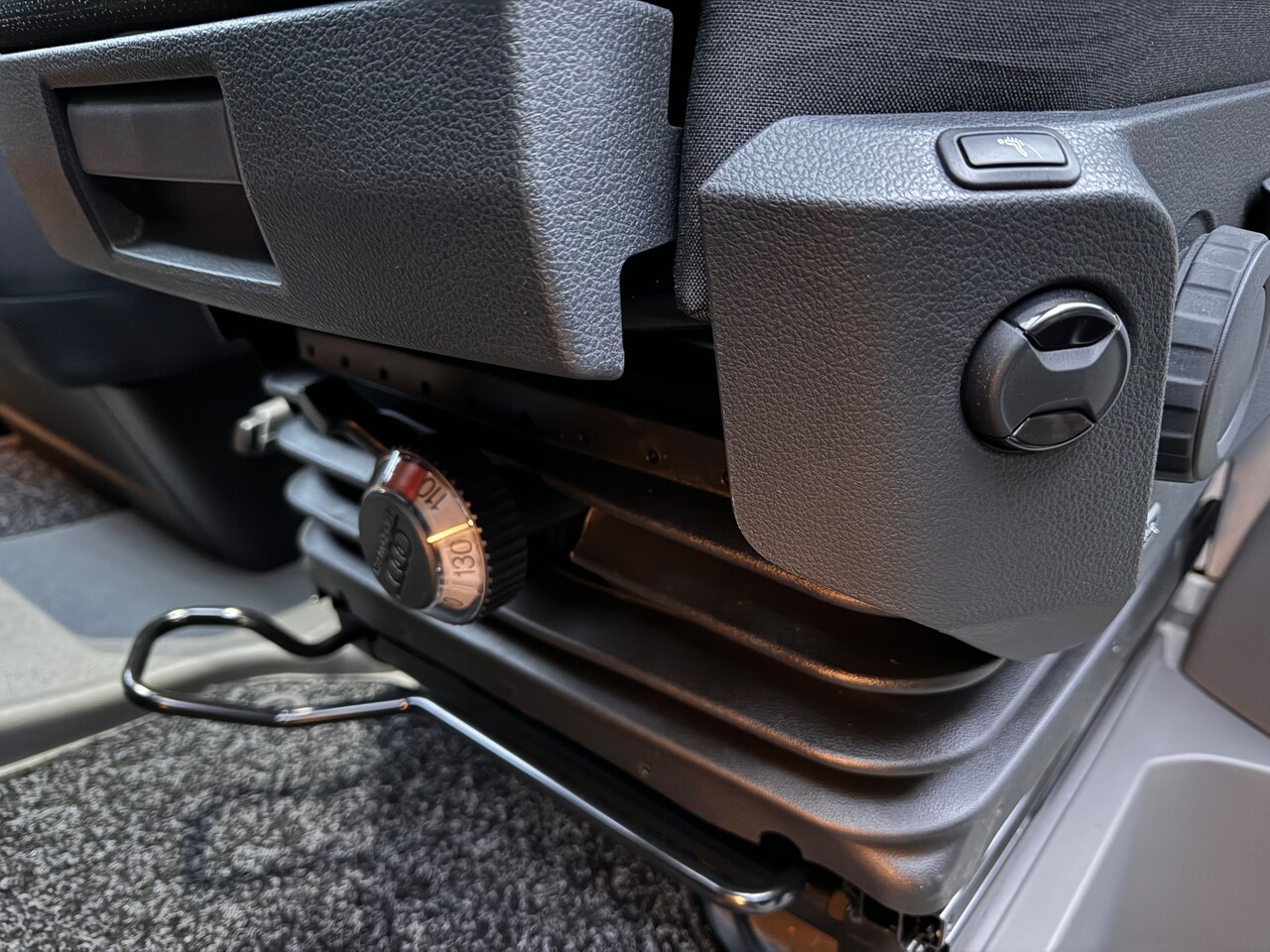 MAN TGE - 35 2.0 Standaard Hoog 140PK AUTOMAAT COMMANDER LION ECC/ACC/LED/STANDKACHEL/NAV/2 SCHUIFDEURENVOLL