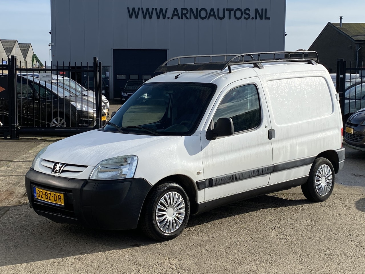 Peugeot Partner - 170C 1.9 D Avantage 170C 1.9 D Avantage, APK TOT 06-07-2025, MARGE AUTO, STUURBEKRACHTIGING, ELEK-RAMEN, IMPER - AutoWereld.nl