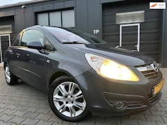 Opel Corsa - 1.4-16V Cosmo 139DKM NAP