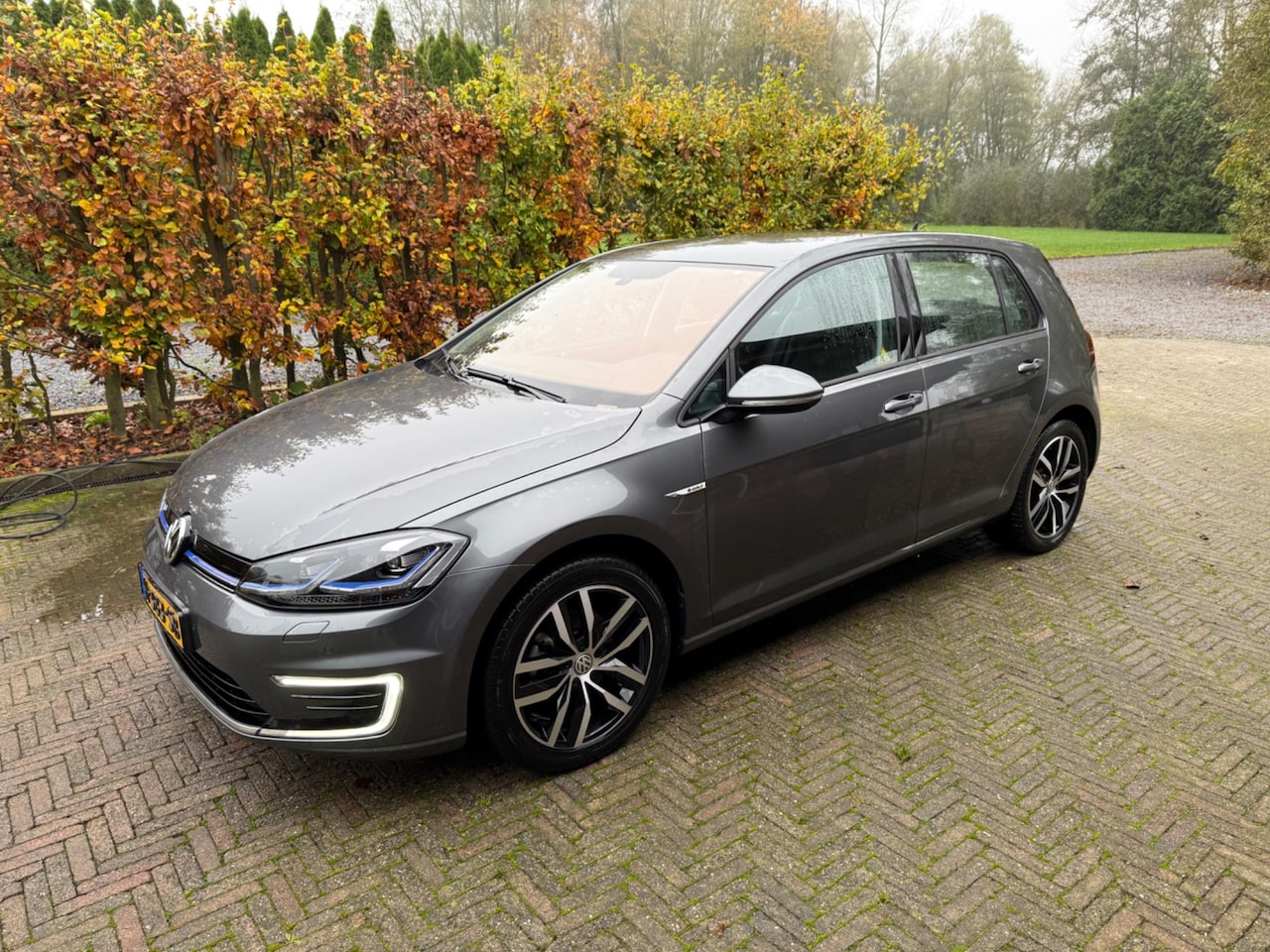 Volkswagen e-Golf - E-DITION schade - AutoWereld.nl