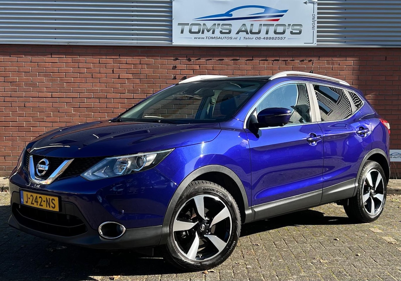 Nissan Qashqai - 1.2 Tekna. 360 camera. pano. clima. zeer mooi - AutoWereld.nl