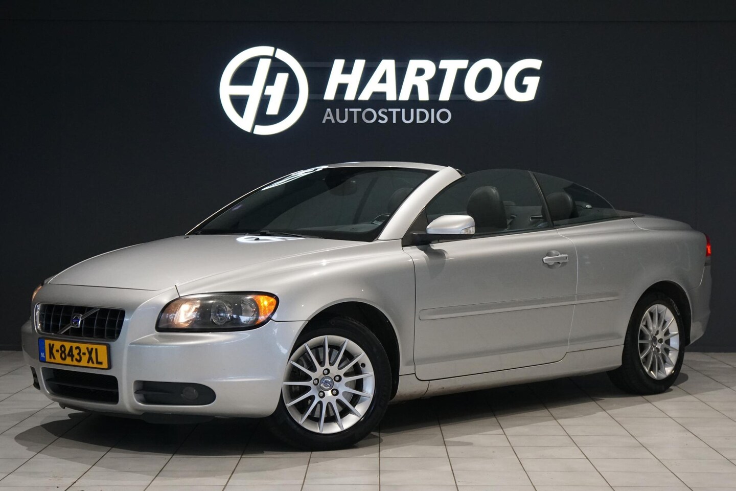 Volvo C70 Convertible - 2.4 5-CILINDER + AUTOMAAT / PDC - AutoWereld.nl