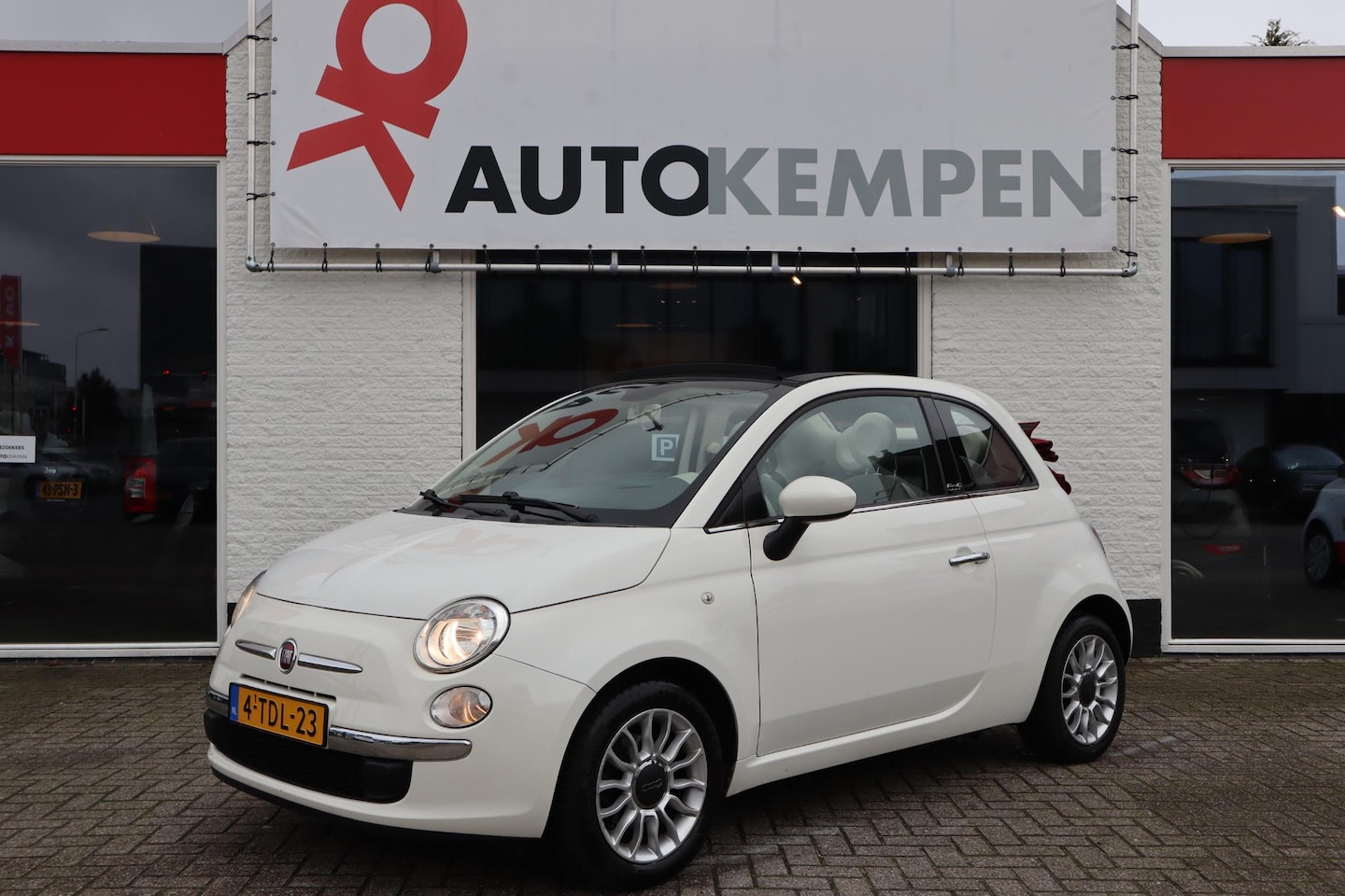 Fiat 500 C - 0.9 TwinAir LOUNGE PERFECT ONDERHOUDEN|PARK-DISTANCE|MOOIE STAAT - AutoWereld.nl