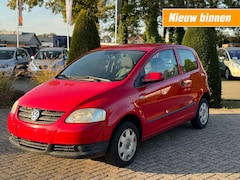 Volkswagen Fox - BASIS STUURBEKRACHTIGING / TREKHAAK