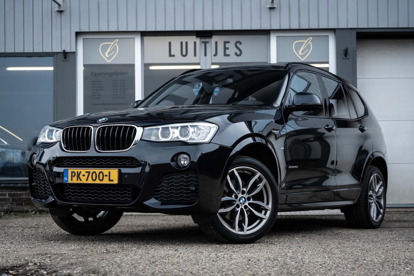 BMW X3 - XDrive20i Centennial High-Ex. I M-Sport I Pano-dak I Sportstoelen I Elek-A.klep / Trekhaak - AutoWereld.nl