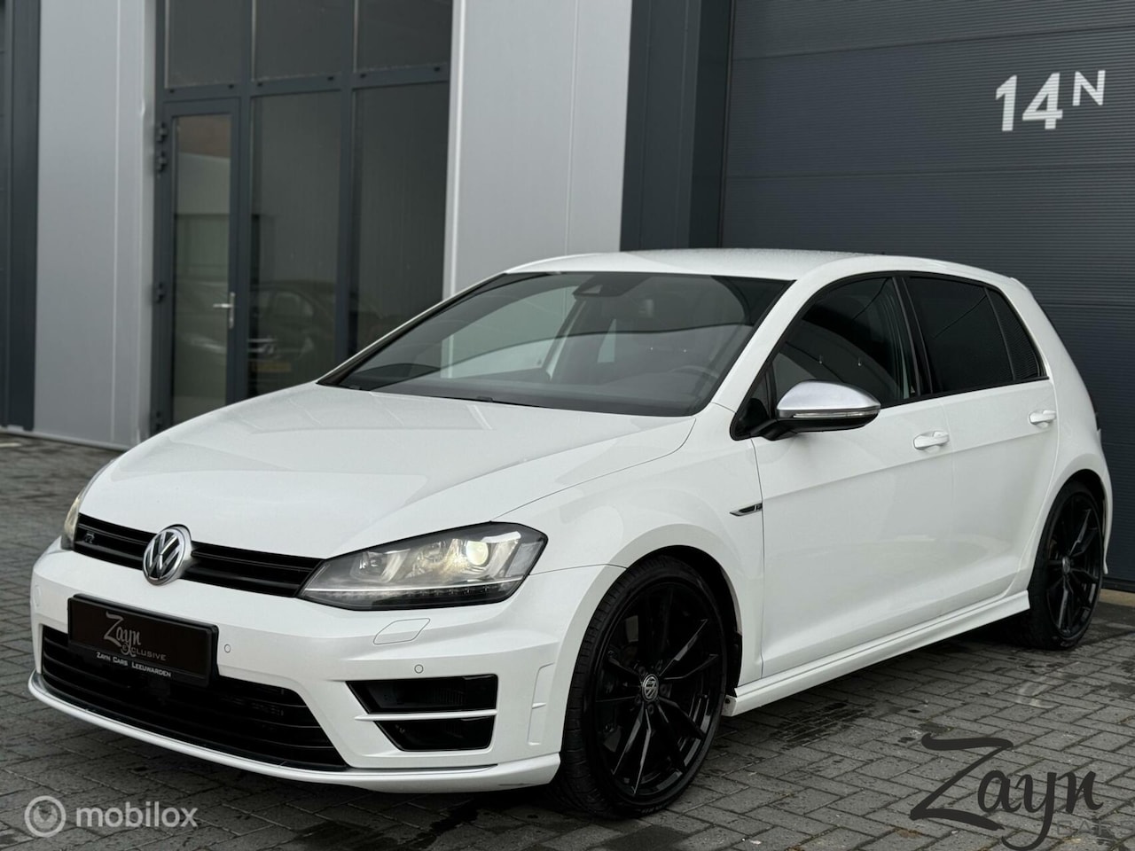 Volkswagen Golf - 2.0 TSI R 4Motion | ACC | DCC | Lane | ABT - AutoWereld.nl