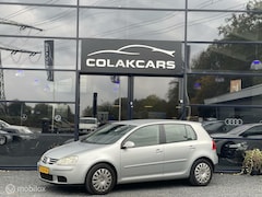 Volkswagen Golf - 1.6 Comfortline Business