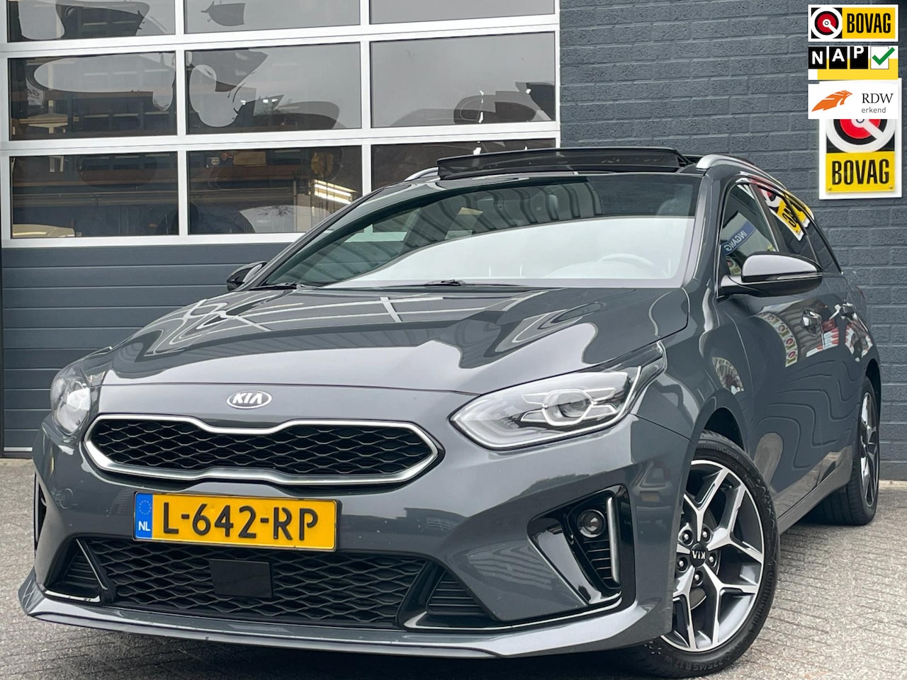 Kia Cee'd Sportswagon - Ceed 1.5 T-GDi GT-Line Pano, Navi, Camera, Virtual - AutoWereld.nl