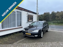 Ford Mondeo Wagon - 1.8-16V Platinum