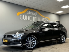 Volkswagen Passat Variant - 1.4 TSI PHEV GTE Panoramadak/Trekhaak/360Camera