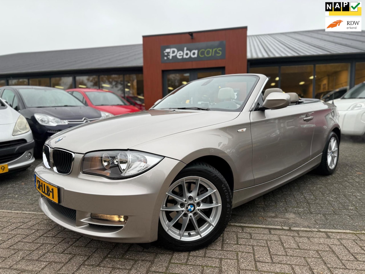 BMW 1-serie Cabrio - 118i High Executive*Navigatie*Leer*Nl Auto. - AutoWereld.nl