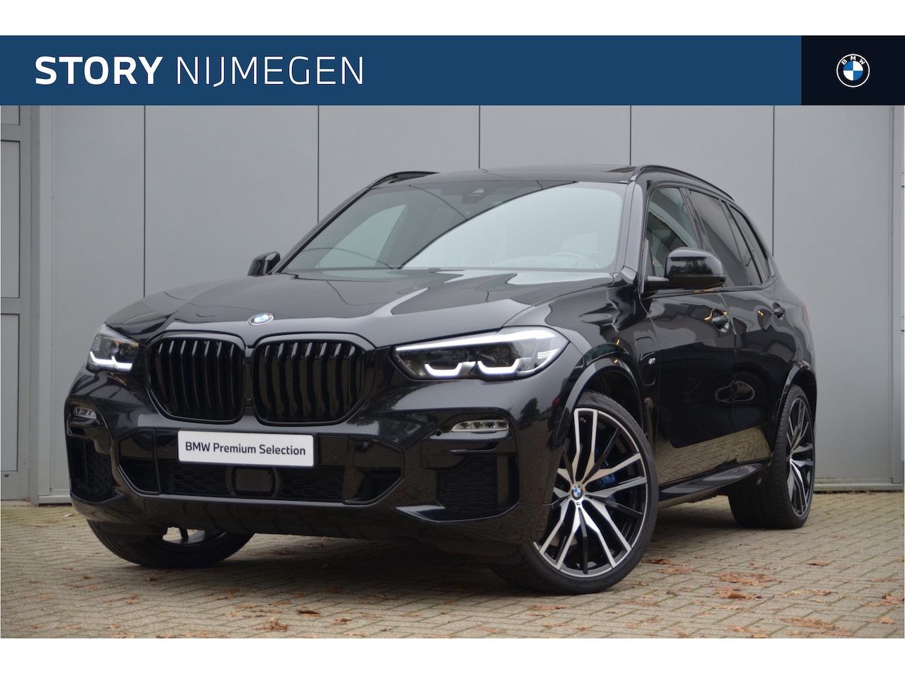 BMW X5 - xDrive45e High Executive M Sport Automaat / Panoramadak / Adaptive Air Suspension / Stoelv - AutoWereld.nl