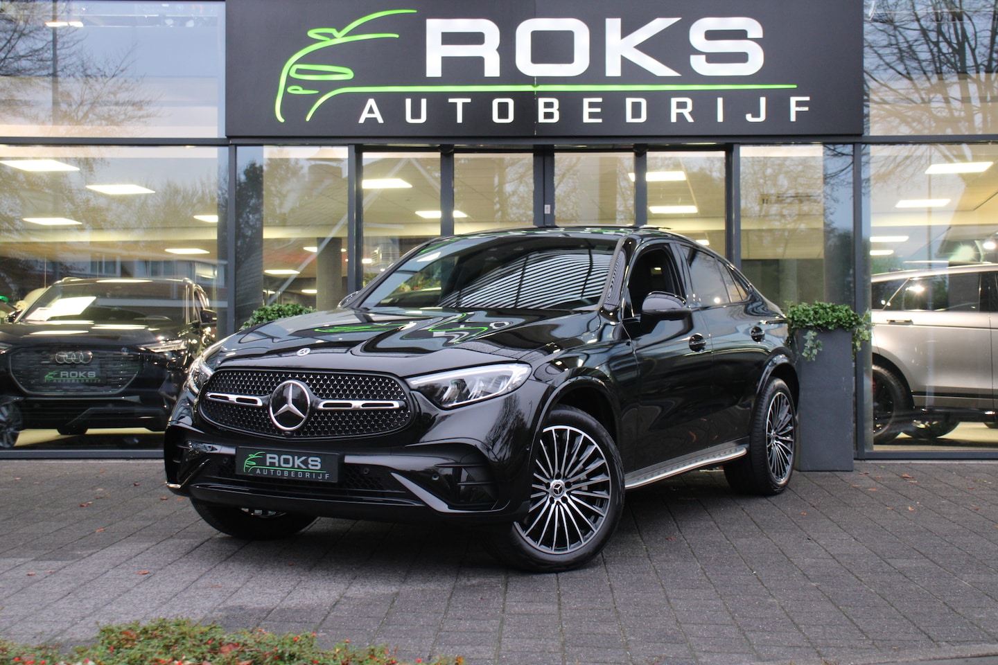 Mercedes-Benz GLC-klasse Coupé - 300e 4MATIC AMG Line NightPakket/Burmester/leder/Ambiente/Rijassist/Panoramadak/20inch - AutoWereld.nl