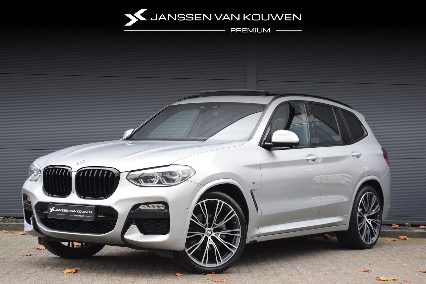 BMW X3 - xDrive20i High Executive Edition / M-Sport / Pano / Elektrische Trekhaak / Leder / Dealer - AutoWereld.nl