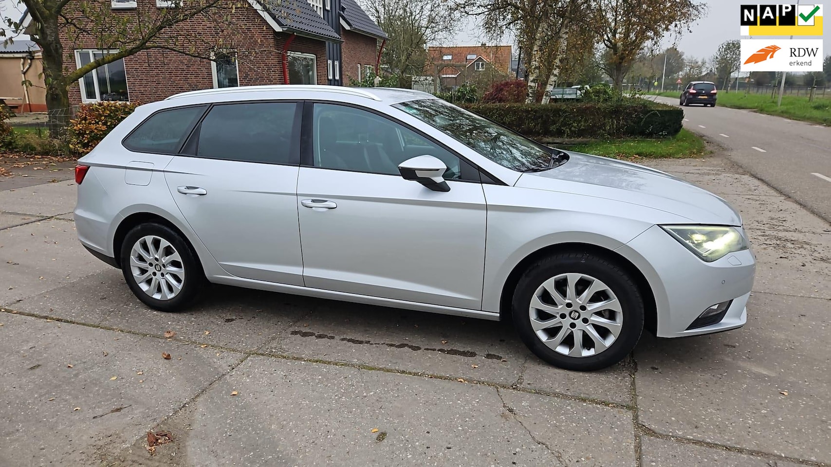 Seat Leon ST - 1.2 TSI Style Business/ automaat/ clima/ bj 2014 ( euro 5) - AutoWereld.nl