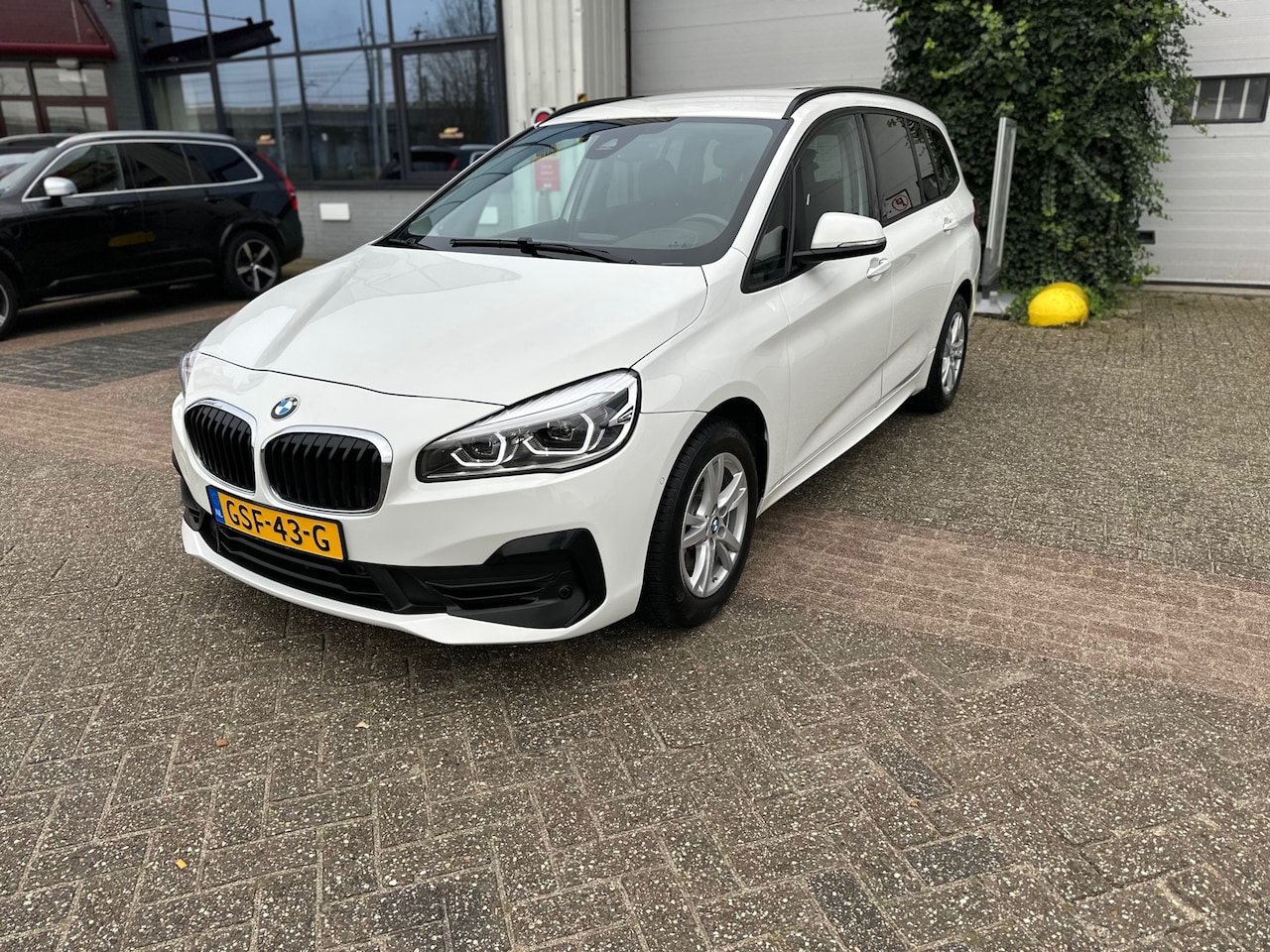 BMW 2-serie Gran Tourer - 218i 7p. High Executive Launch Edition 218i 7p. High Executive Launch Edition - AutoWereld.nl