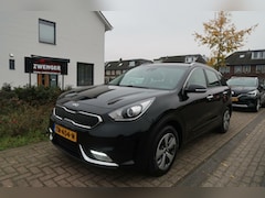 Kia Niro - 1.6 GDi Hybrid TREKHAAK|NAVIGATIE|CAMERA|CARPLAY|RIJSTROOK SENSOR|DEALER ONDERHOUDEN