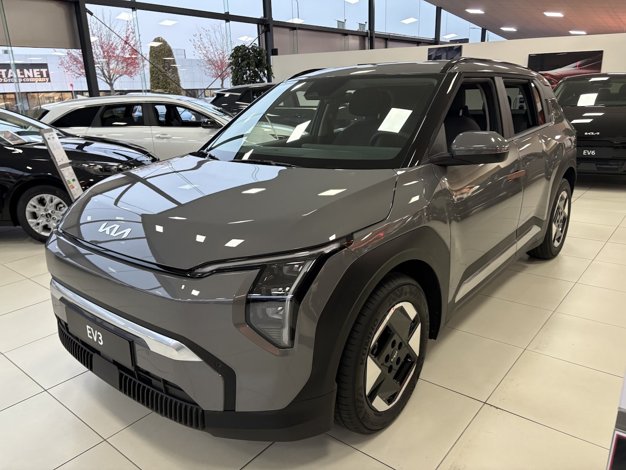 Kia EV3 - Plus 58.3 kWh min SEPP Subsidie | 605km actieraduis| Geheel rijklaar! - AutoWereld.nl