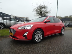 Ford Focus - 1.0 EcoBoost 125pk Titanium Business Panoramadak Multi Media