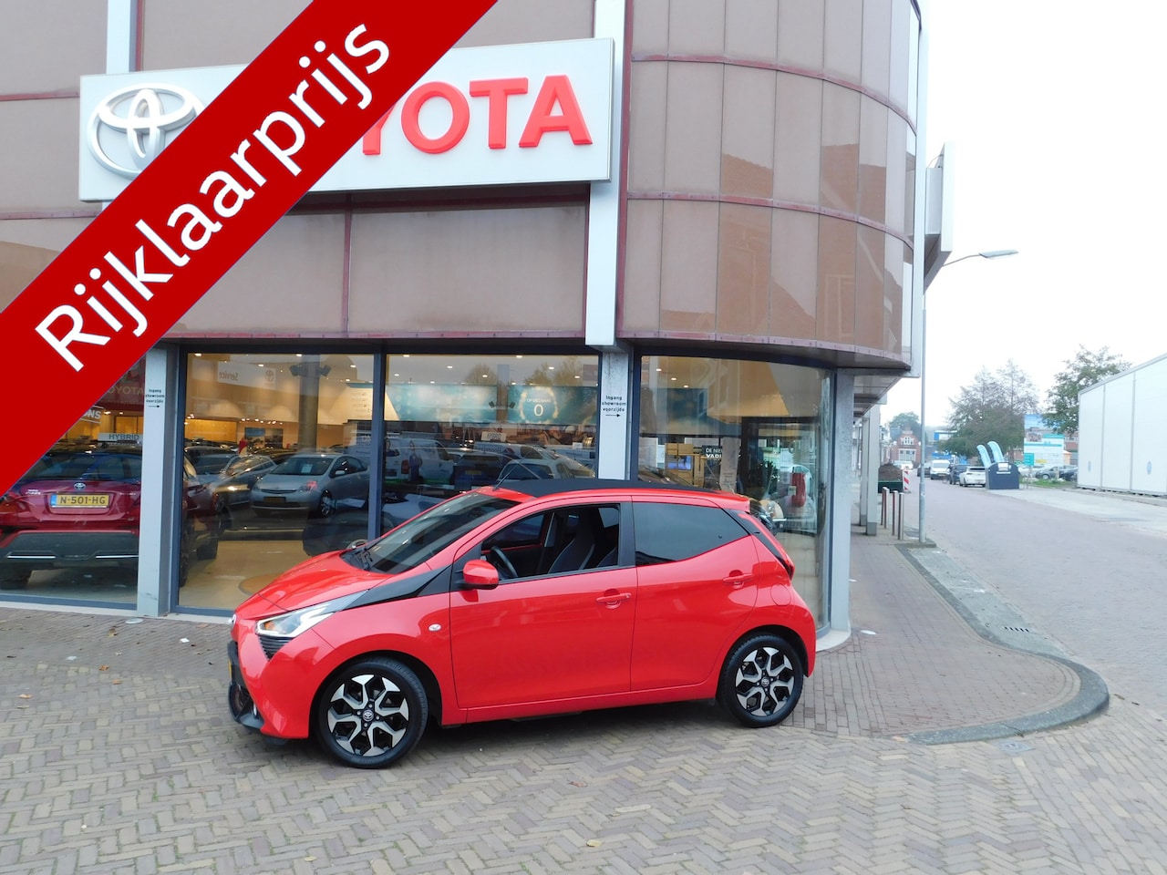 Toyota Aygo - 1.0 VVT-i x-cite | Open Dak | Apple Carplay Android Auto| - AutoWereld.nl