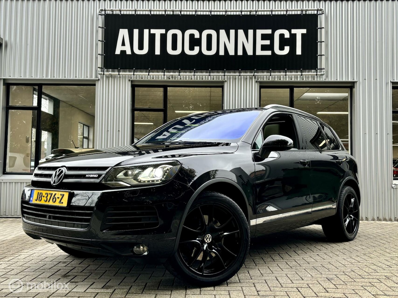 Volkswagen Touareg - 3.0 TSI Hybrid Highline. PANO, LEDER, NAVI, XENON. - AutoWereld.nl