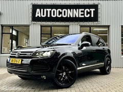 Volkswagen Touareg - 3.0 TSI Hybrid Highline. PANO, LEDER, NAVI, XENON