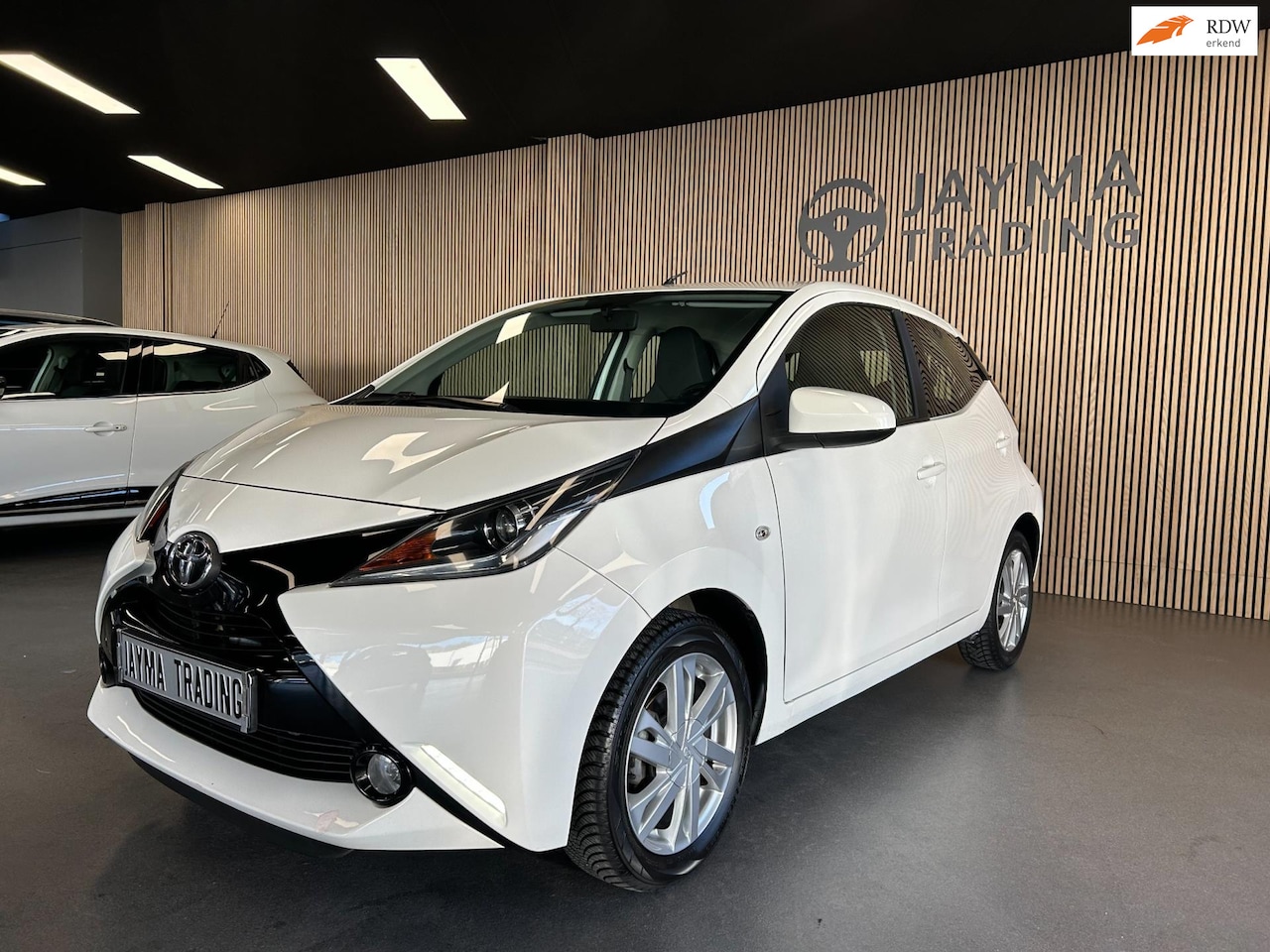 Toyota Aygo - 1.0 VVT-i x-play 1.0 VVT-i x-play , Nieuwe Apk !! - AutoWereld.nl