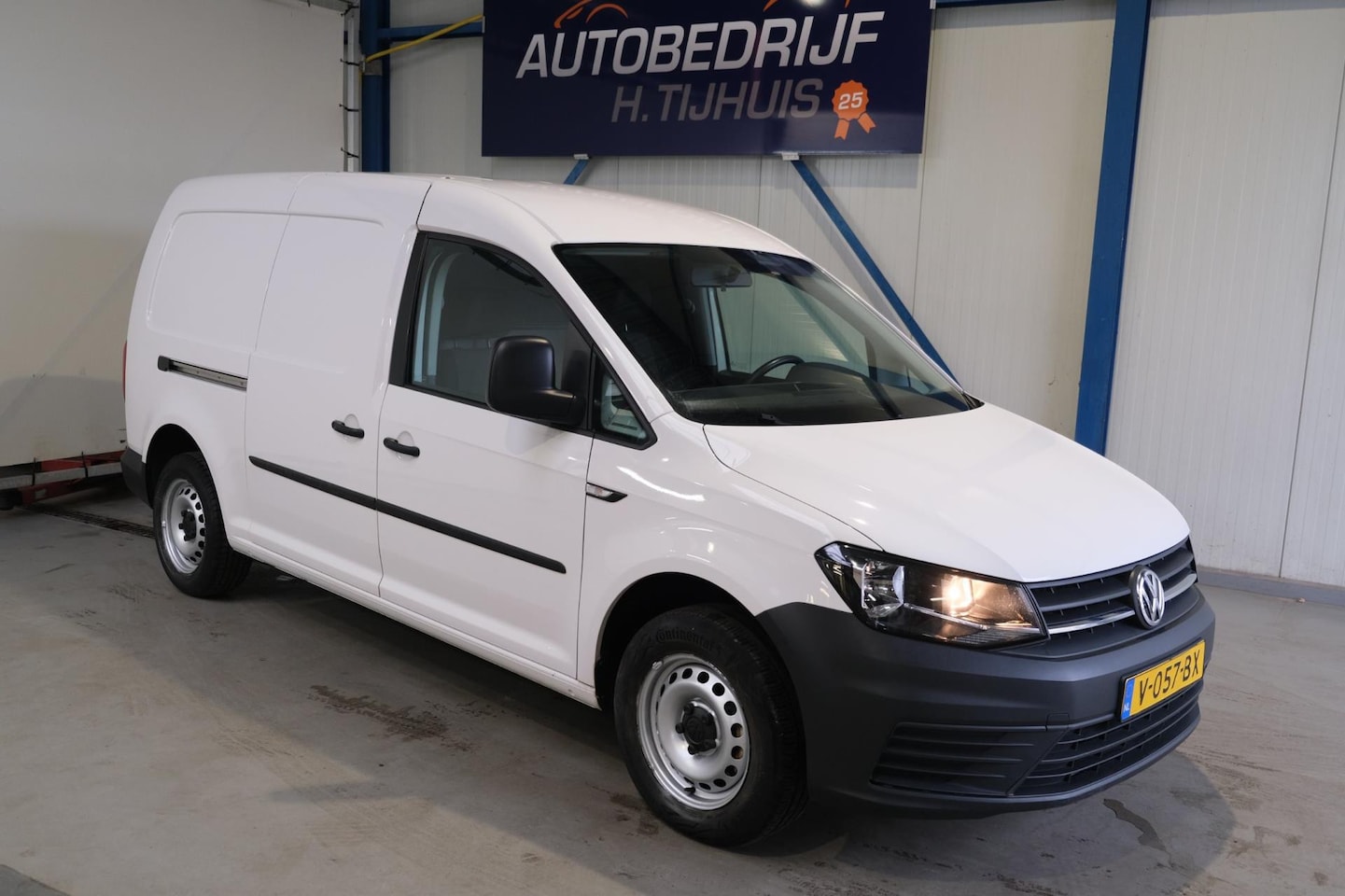 Volkswagen Caddy Maxi - 2.0 TDI L2H1 BMT Automaat - N.A.P. Airco, Cruise, PDC. - AutoWereld.nl